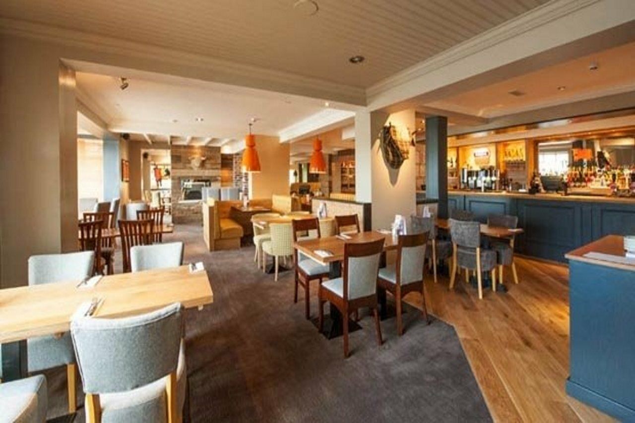 Premier Inn イブシャム エクステリア 写真